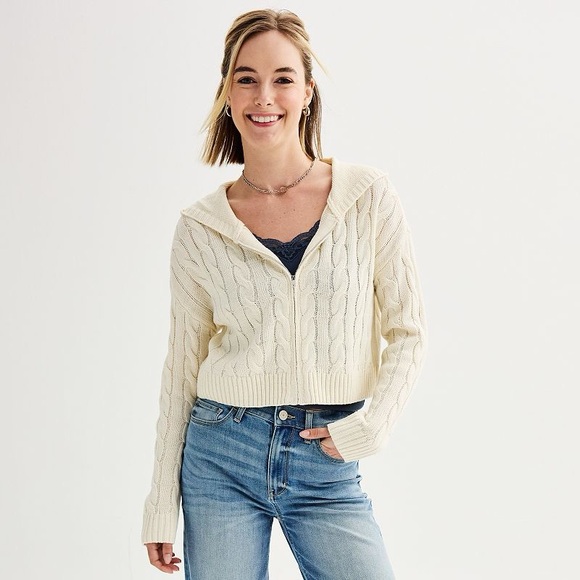 SO Tops - Juniors' SO Shrunken Zip-Up Cable Hoodie in Cream Eggnog Women’s Size S